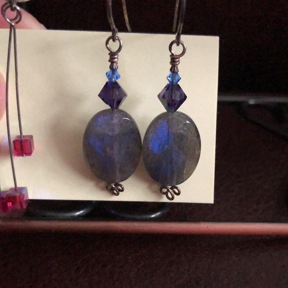 Labradorite w Swarovski on sterling earrings - Picture 2 of 2